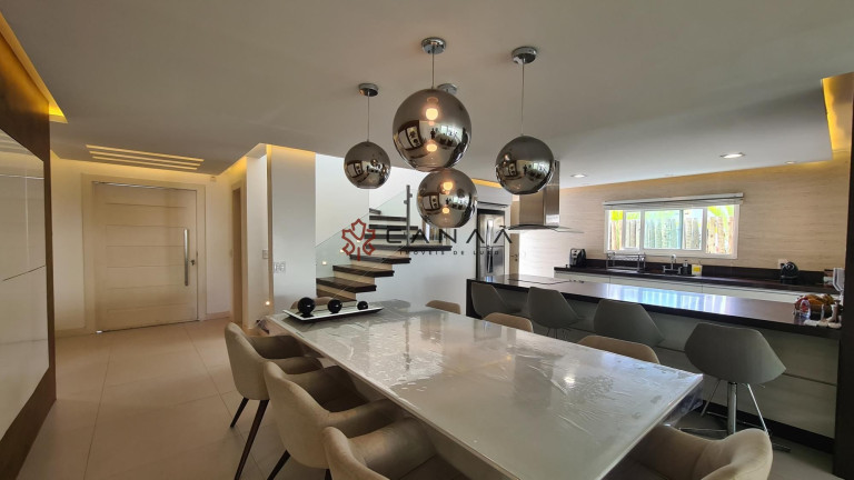 Imagem Casa de Condomínio com 6 Quartos à Venda, 250 m² em Centro - Armação Dos Búzios Imagem Casa de Condomínio com 6 Quartos à Venda, 250 m² em Centro - Armação Dos Búzios