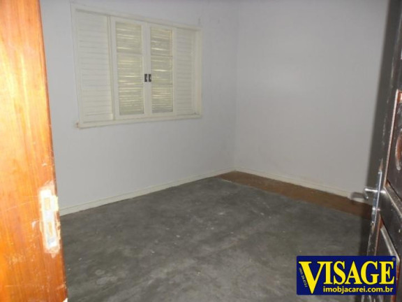 Imagem Casa com 3 Quartos à Venda, em Centro - Jacareí Imagem Casa com 3 Quartos à Venda, em Centro - Jacareí
