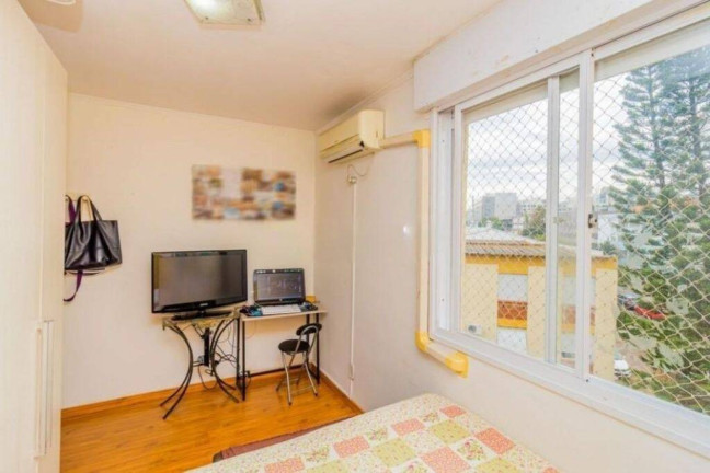 Imagem Apartamento com 2 Quartos à Venda, 50 m² em Passo Da Areia - Porto Alegre