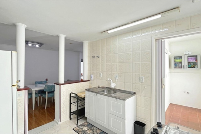 Imagem Imóvel com 1 Quarto à Venda, 61 m² em Cristal - Porto Alegre Imagem Imóvel com 1 Quarto à Venda, 61 m² em Cristal - Porto Alegre