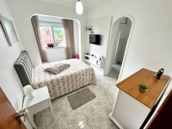 Imagem Casa com 3 Quartos à Venda, 169 m² em Trindade - Florianópolis Imagem Casa com 3 Quartos à Venda, 169 m² em Trindade - Florianópolis