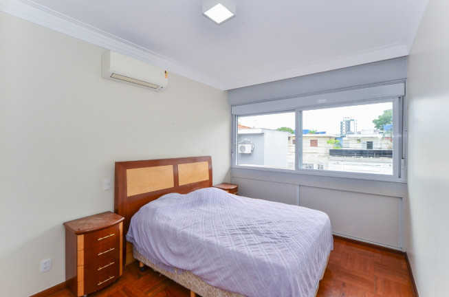 Imagem Casa com 4 Quartos à Venda, 311 m² em Planalto Paulista - São Paulo Imagem Casa com 4 Quartos à Venda, 311 m² em Planalto Paulista - São Paulo