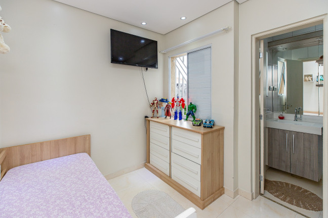 Imagem Casa com 2 Quartos à Venda, 66 m² em Vila Carmosina - São Paulo