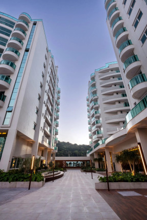 Imagem Apartamento com 4 Quartos à Venda, 180 m² em Praia Brava - Itajaí Imagem Apartamento com 4 Quartos à Venda, 180 m² em Praia Brava - Itajaí