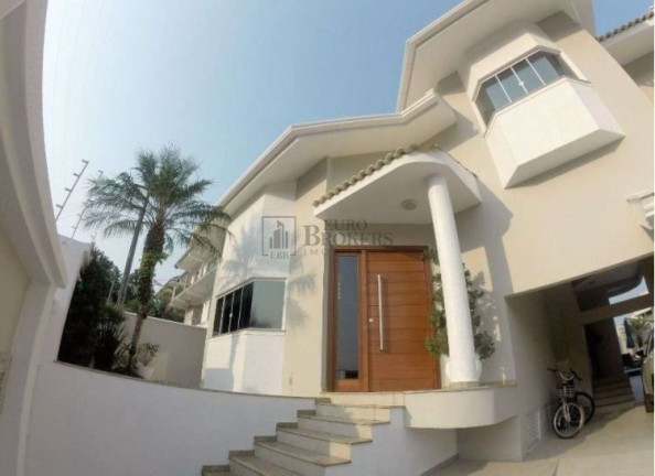 Imagem Casa com 3 Quartos à Venda, 304 m² em Ariribá - Balneário Camboriú