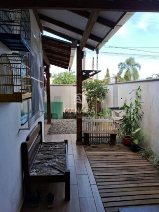 Imagem Casa com 2 Quartos à Venda, 76 m² em Quinta Dos Açorianos - Barra Velha Imagem Casa com 2 Quartos à Venda, 76 m² em Quinta Dos Açorianos - Barra Velha