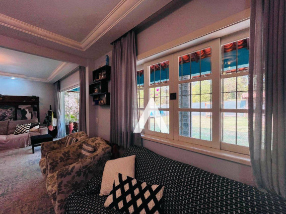 Imagem Casa com 5 Quartos à Venda, 305 m² em Albuquerque - Teresópolis Imagem Casa com 5 Quartos à Venda, 305 m² em Albuquerque - Teresópolis