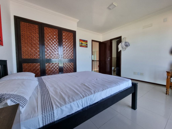 Imagem Casa com 7 Quartos à Venda, 519 m² em Centro Praia - Iguape Imagem Casa com 7 Quartos à Venda, 519 m² em Centro Praia - Iguape