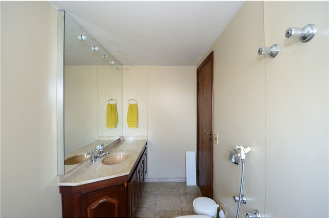 Imagem Apartamento com 4 Quartos à Venda, 179 m² em Moema - São Paulo