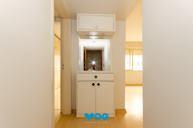 Imagem Imóvel com 2 Quartos à Venda, 72 m² em Santa Cecília - Porto Alegre Imagem Imóvel com 2 Quartos à Venda, 72 m² em Santa Cecília - Porto Alegre