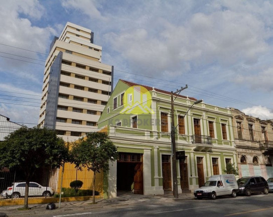 Cobertura com 2 Quartos à Venda, 149 m² em Centro - Curitiba