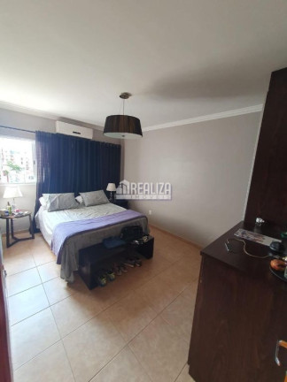 Imagem Apartamento com 3 Quartos à Venda, 142 m² em Irmãos Soares - Uberaba Imagem Apartamento com 3 Quartos à Venda, 142 m² em Irmãos Soares - Uberaba