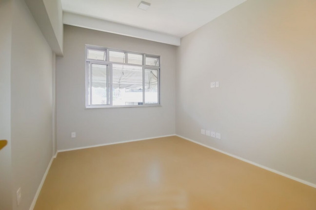 Imagem Imóvel com 2 Quartos à Venda, 66 m² em Botafogo - Rio De Janeiro Imagem Imóvel com 2 Quartos à Venda, 66 m² em Botafogo - Rio De Janeiro