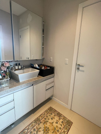 Imagem Apartamento com 3 Quartos à Venda, 133 m² em Centro - Balneário Camboriú