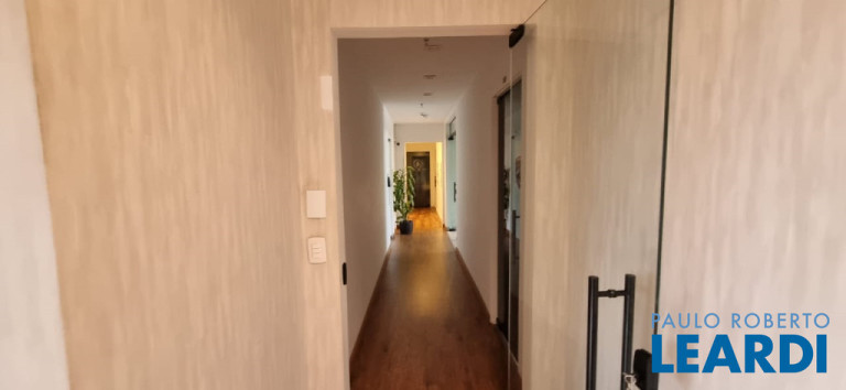 Imagem Sala Comercial à Venda, 33 m² em Jardim - Santo André Imagem Sala Comercial à Venda, 33 m² em Jardim - Santo André