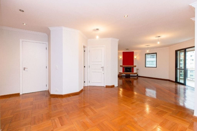 Imagem Apartamento com 3 Quartos à Venda, 205 m² em Itaim Bibi - São Paulo