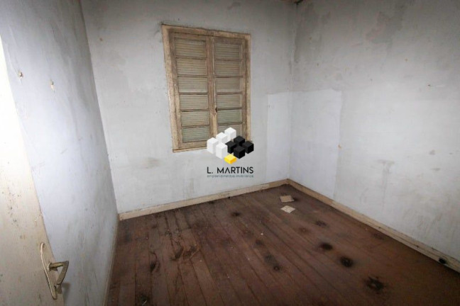 Imagem Casa com 5 Quartos à Venda, 144 m² em Independência - Porto Alegre Imagem Casa com 5 Quartos à Venda, 144 m² em Independência - Porto Alegre