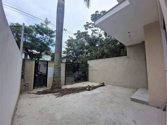 Imagem Casa com 4 Quartos à Venda, 140 m² em Itaipu - Niterói Imagem Casa com 4 Quartos à Venda, 140 m² em Itaipu - Niterói