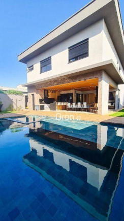 Sobrado com 4 Quartos à Venda, 414 m² em Jardins Itália - Goiânia