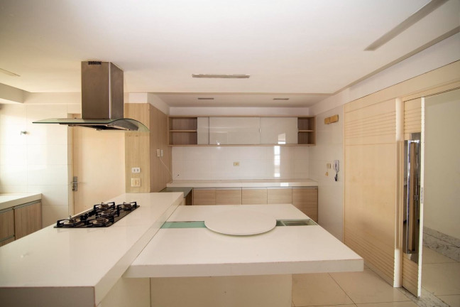 Imagem Apartamento com 5 Quartos à Venda, 533 m² em Manaíra - João Pessoa Imagem Apartamento com 5 Quartos à Venda, 533 m² em Manaíra - João Pessoa
