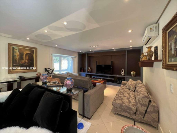 Imagem Casa à Venda, em São Paulo 2 - Cotia Imagem Casa à Venda, em São Paulo 2 - Cotia