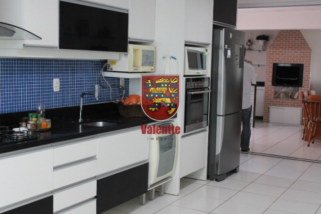 Imagem Casa com 3 Quartos à Venda, 426 m² em Itaguaçu - Florianópolis Imagem Casa com 3 Quartos à Venda, 426 m² em Itaguaçu - Florianópolis