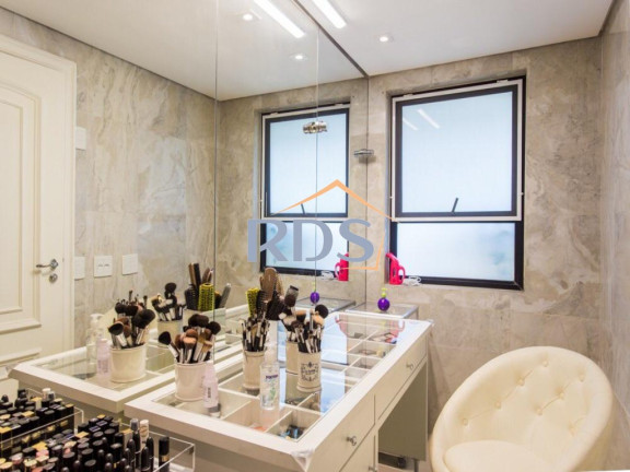 Imagem Apartamento com 4 Quartos à Venda, 640 m² em Moema - São Paulo Imagem Apartamento com 4 Quartos à Venda, 640 m² em Moema - São Paulo