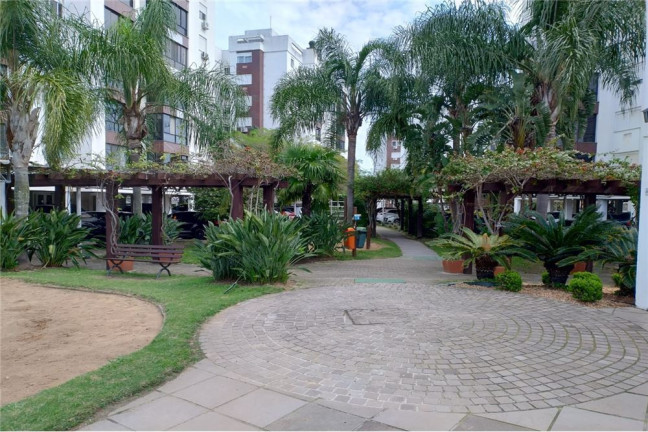 Imagem Imóvel com 3 Quartos à Venda, em Jardim Carvalho - Porto Alegre Imagem Imóvel com 3 Quartos à Venda, em Jardim Carvalho - Porto Alegre