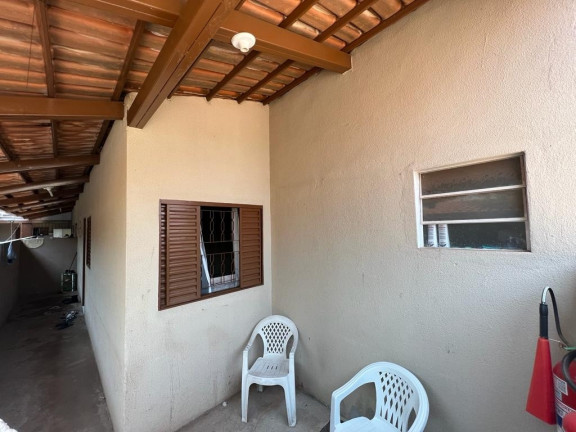 Imagem Casa com 2 Quartos à Venda, 410 m² em Jardim Colorado Extensão - Goiânia