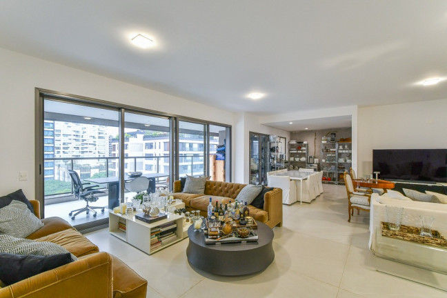 Apartamento com 3 Quartos à Venda, 186 m² em Campo Belo - São Paulo