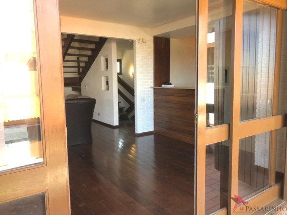Imagem Casa com 9 Quartos à Venda, 450 m² em Praia Da Cal - Torres