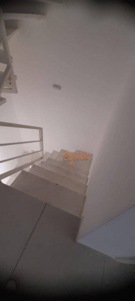 Imagem Sobrado com 3 Quartos à Venda, 300 m² em Parque Renato Maia - Guarulhos Imagem Sobrado com 3 Quartos à Venda, 300 m² em Parque Renato Maia - Guarulhos