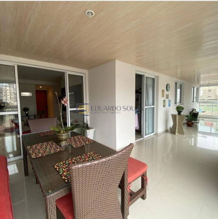 Imagem Apartamento com 3 Quartos à Venda, 100 m² em Itapuã - Vila Velha Imagem Apartamento com 3 Quartos à Venda, 100 m² em Itapuã - Vila Velha