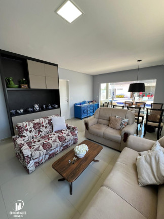 Imagem Casa com 4 Quartos à Venda, 335 m² em Centro - Marechal Deodoro Imagem Casa com 4 Quartos à Venda, 335 m² em Centro - Marechal Deodoro