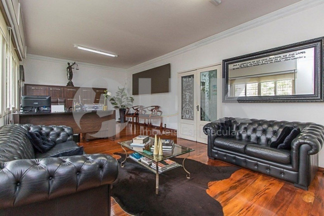 Imagem Casa com 5 Quartos à Venda, 800 m² em Jardim Botânico - Porto Alegre Imagem Casa com 5 Quartos à Venda, 800 m² em Jardim Botânico - Porto Alegre