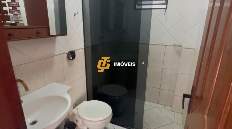Imagem Casa com 3 Quartos à Venda, 300 m² em Monte Alegre - Camboriú Imagem Casa com 3 Quartos à Venda, 300 m² em Monte Alegre - Camboriú