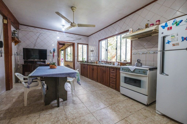 Imagem Casa com 4 Quartos à Venda, 264 m² em Enseada Do Brito (ens Brito) - Palhoça Imagem Casa com 4 Quartos à Venda, 264 m² em Enseada Do Brito (ens Brito) - Palhoça