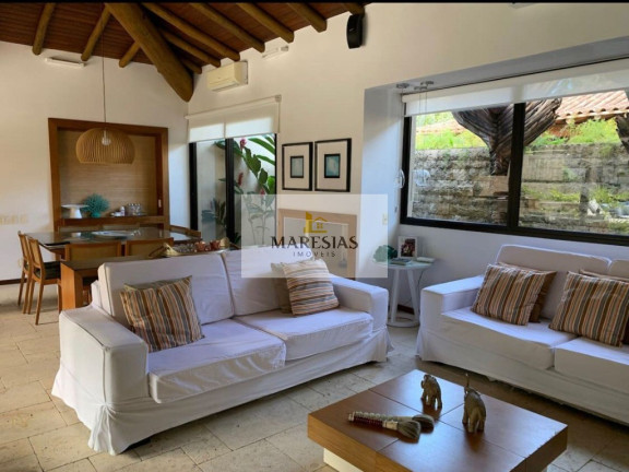 Imagem Casa com 4 Quartos à Venda, 350 m² em Maresias - São Sebastião Imagem Casa com 4 Quartos à Venda, 350 m² em Maresias - São Sebastião