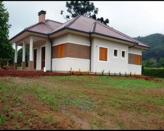 Imagem Imóvel com 3 Quartos à Venda, em Linha Imperial - Nova Petrópolis Imagem Imóvel com 3 Quartos à Venda, em Linha Imperial - Nova Petrópolis