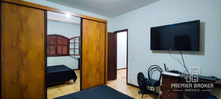 Imagem Casa com 4 Quartos à Venda, 180 m² em Parque Do Imbui - Teresópolis Imagem Casa com 4 Quartos à Venda, 180 m² em Parque Do Imbui - Teresópolis