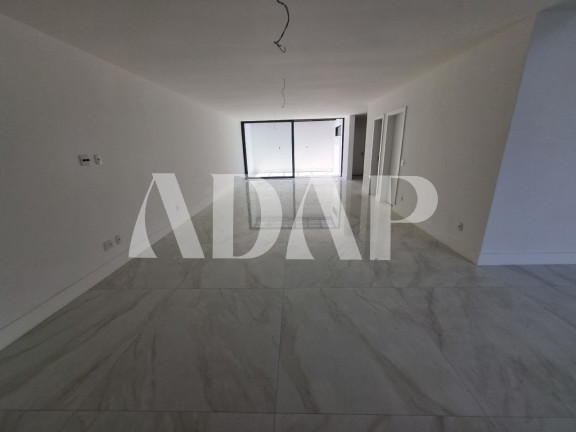 Imagem Casa com 4 Quartos à Venda, 400 m² em Recreio Dos Bandeirantes - Rio De Janeiro