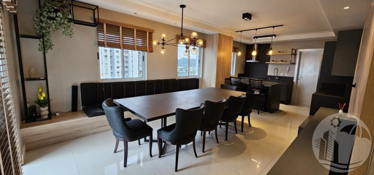 Imagem Apartamento com 5 Quartos à Venda, 261 m² em Centro - Balneário Camboriú Imagem Apartamento com 5 Quartos à Venda, 261 m² em Centro - Balneário Camboriú