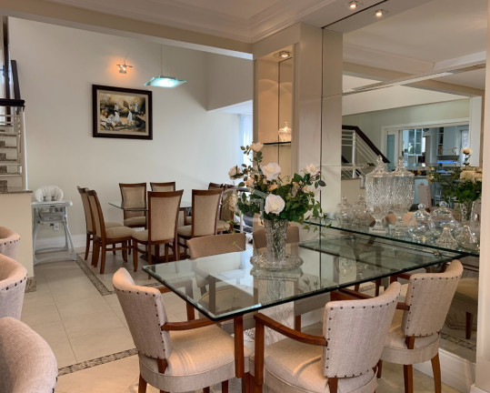 Imagem Casa com 3 Quartos à Venda, 420 m² em Anita Garibaldi - Joinville
