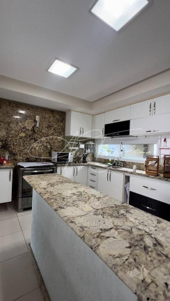 Imagem Casa com 3 Quartos à Venda, 316 m² em Manguinhos - Serra