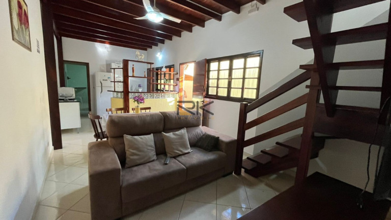 Imagem Sobrado com 5 Quartos à Venda, 208 m² em Barra Da Lagoa - Ubatuba Imagem Sobrado com 5 Quartos à Venda, 208 m² em Barra Da Lagoa - Ubatuba