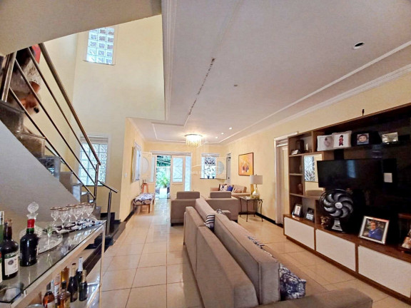 Imagem Casa de Condomínio com 5 Quartos à Venda, 335 m² em Engenheiro Luciano Cavalcante - Fortaleza Imagem Casa de Condomínio com 5 Quartos à Venda, 335 m² em Engenheiro Luciano Cavalcante - Fortaleza