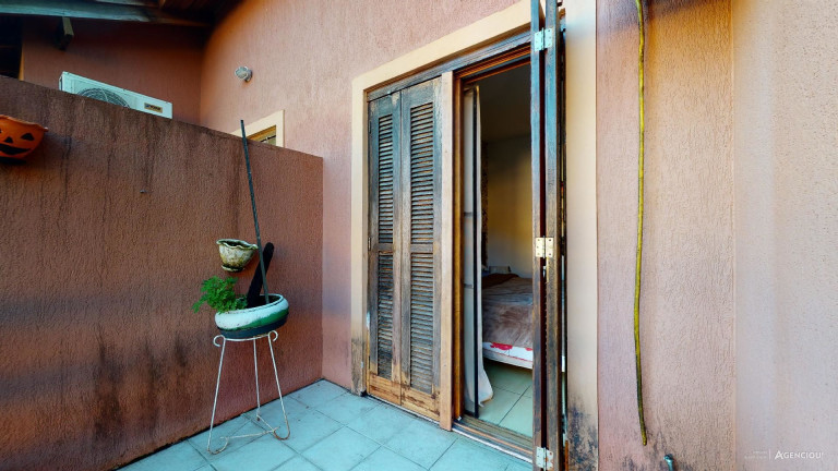 Imagem Casa com 3 Quartos à Venda, 150 m² em Cavalhada - Porto Alegre Imagem Casa com 3 Quartos à Venda, 150 m² em Cavalhada - Porto Alegre