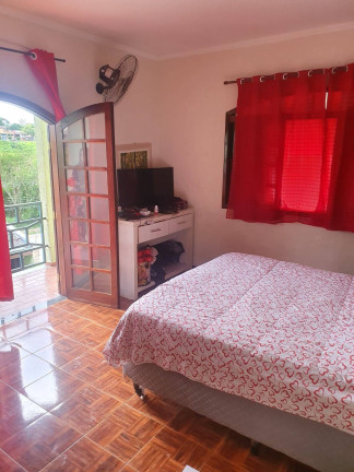 Imagem Casa com 4 Quartos à Venda, 310 m² em Taubaté Imagem Casa com 4 Quartos à Venda, 310 m² em Taubaté