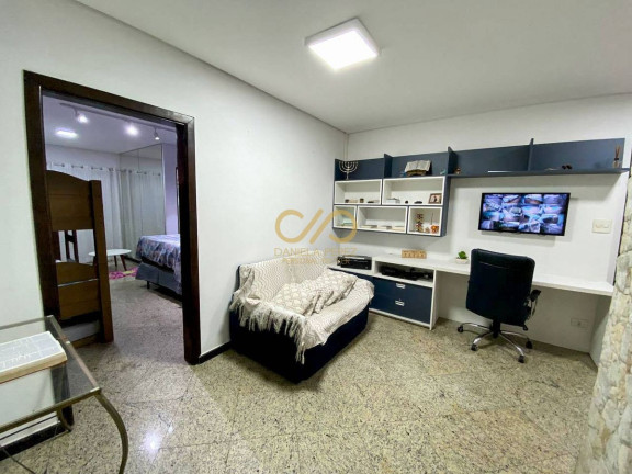 Imagem Casa com 3 Quartos à Venda, 303 m² em Canto Do Forte - Praia Grande Imagem Casa com 3 Quartos à Venda, 303 m² em Canto Do Forte - Praia Grande