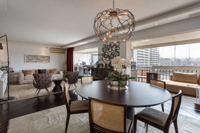 Imagem Apartamento com 3 Quartos à Venda, 212 m² em Vila Nova Conceição - São Paulo Imagem Apartamento com 3 Quartos à Venda, 212 m² em Vila Nova Conceição - São Paulo